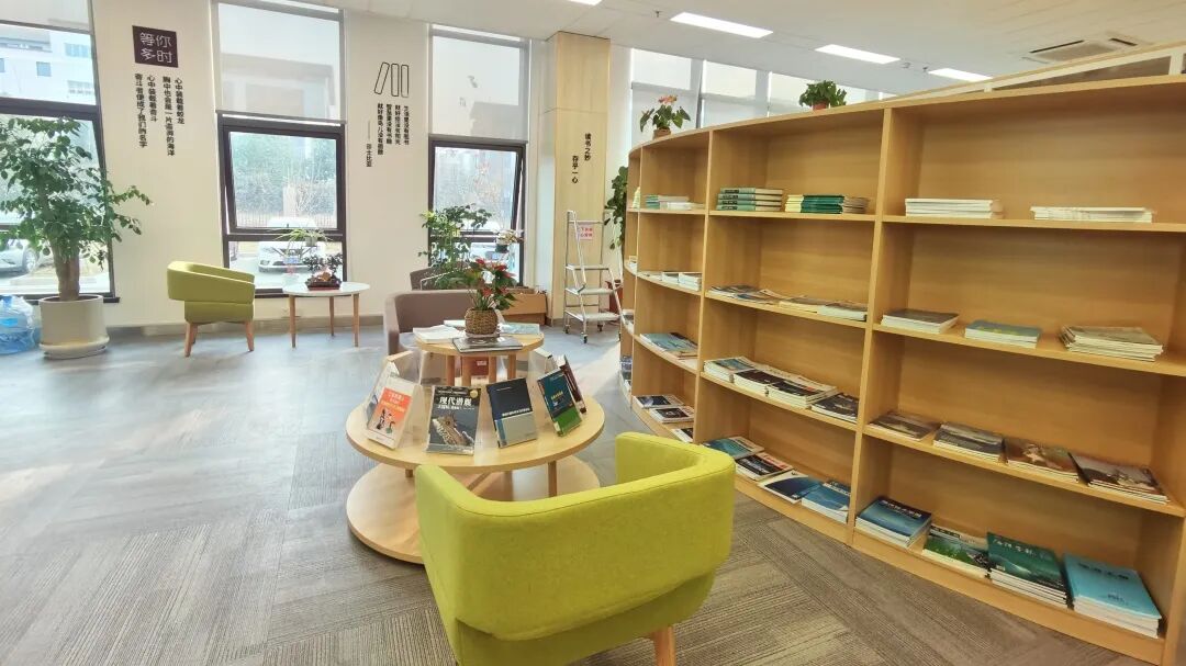 喜报！中船七〇二所入选2025年全国总工会职工书屋名单